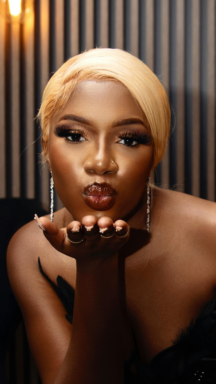 Ice Blonde Silk — Root Melt